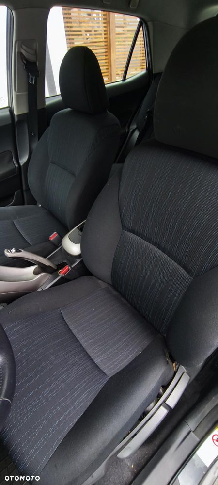 Toyota Auris 1.4 D-4D - 10