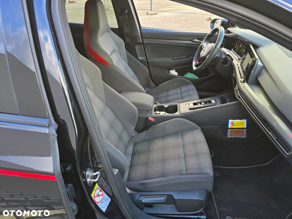 Volkswagen Golf GTI TCR 2.0 TSI OPF DSG - 19