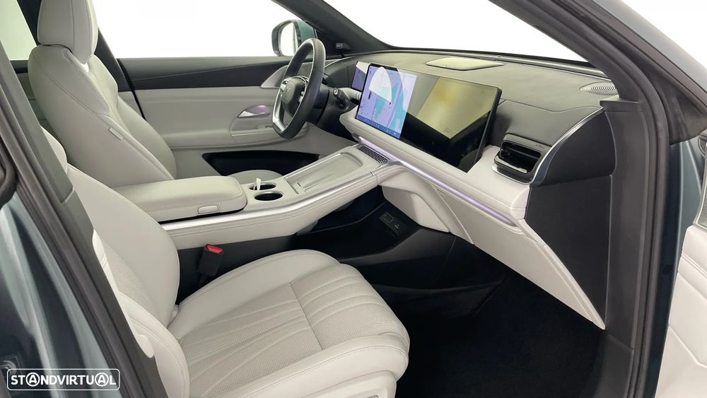Xpeng G9 98 kWh AWD Performance + Gancho de Reboque - 19