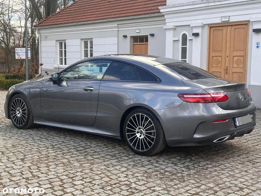 Mercedes-Benz Klasa E 220 d 9G-TRONIC - 17