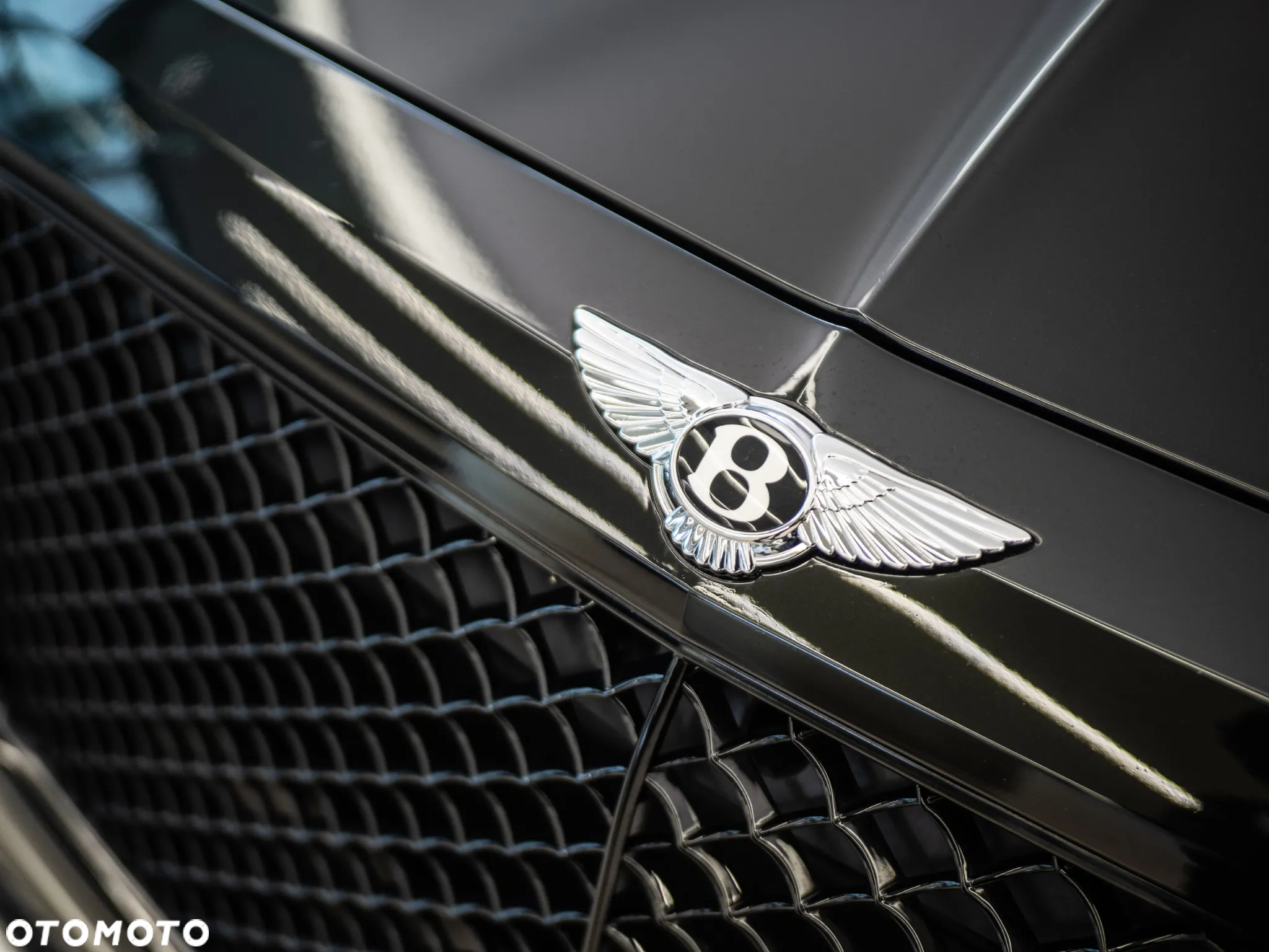 Bentley Continental GT New Convertible V8 Azure - 25