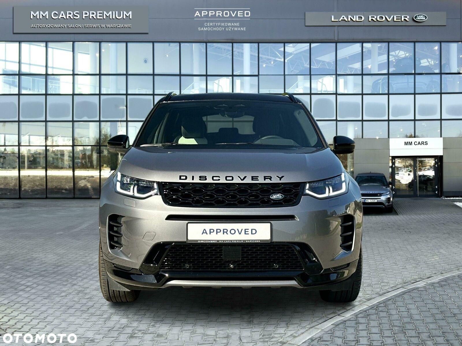 Land Rover Discovery Sport - 8