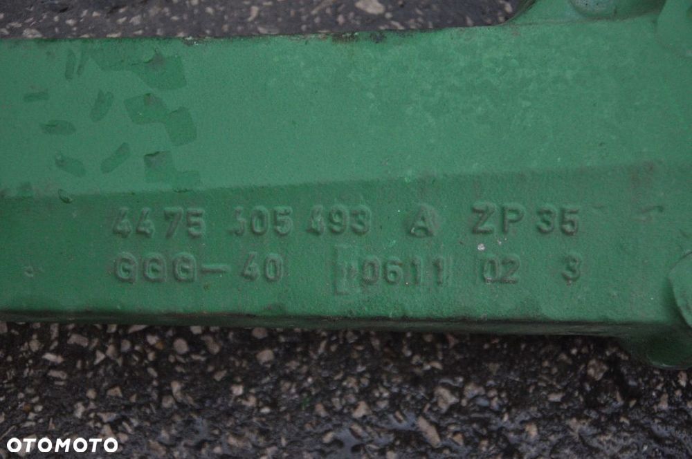 OBUDOWA MOSTU PRZÓD JOHN DEERE - 5