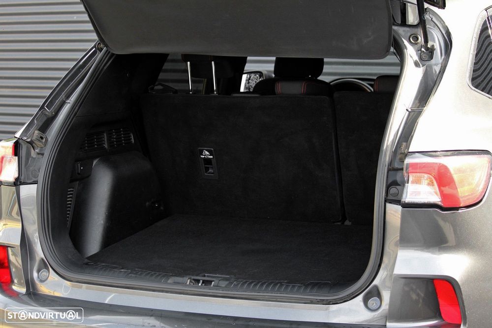 Ford Kuga 1.5 EcoBoost ST-Line - 28