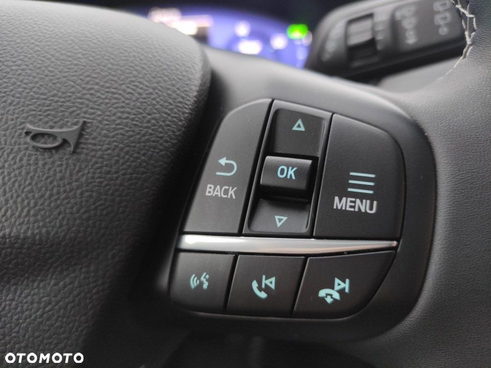 Ford Kuga - 21