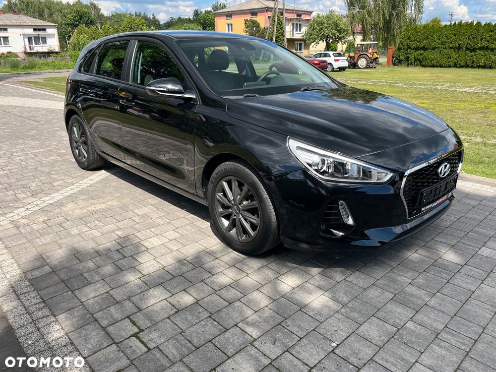 Hyundai i30 1.4 Family+ - 5