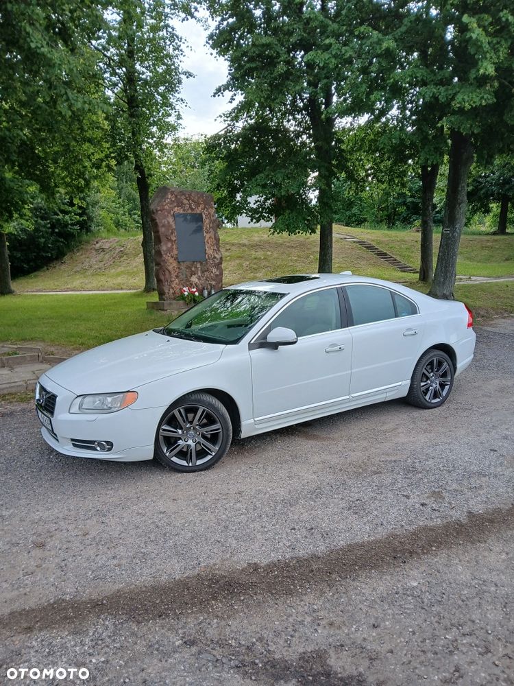 Volvo S80 - 1