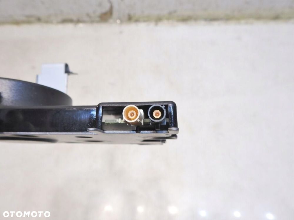WZMACNIACZ ANTENY AUDI A3 8P 8P4035225D 7617310103 - 5