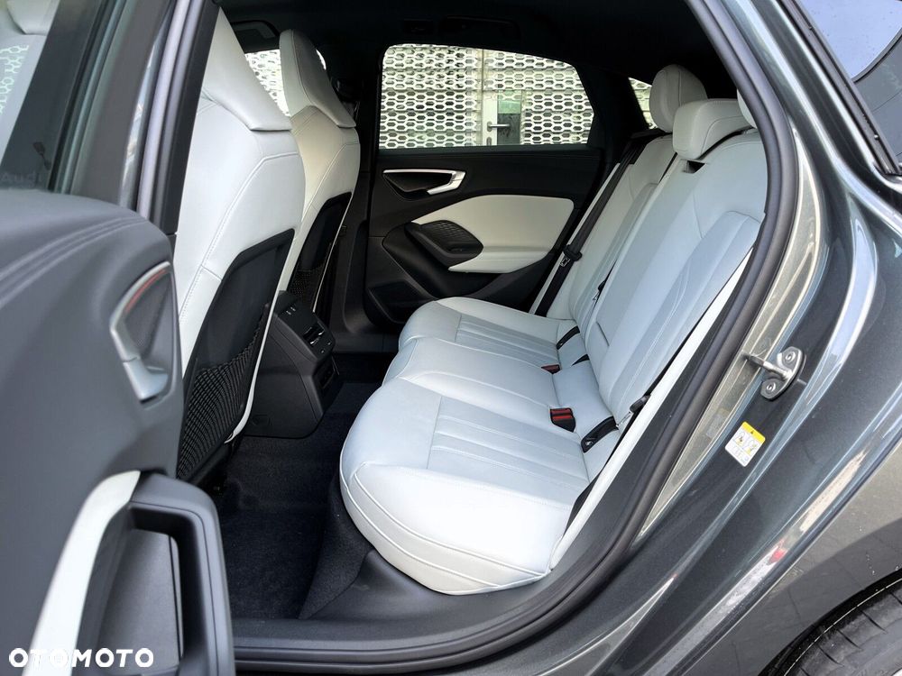 Audi A5 Limousine - 11