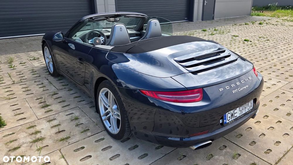 Porsche 911 Carrera PDK Black Edition - 3