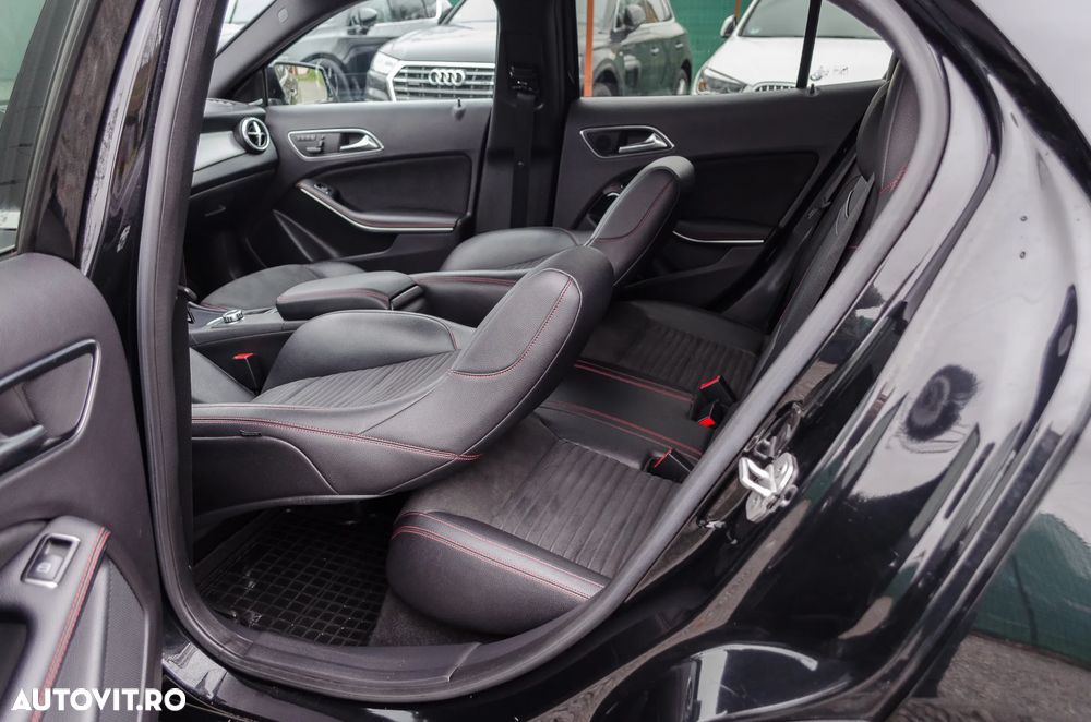 Mercedes-Benz GLA 220 d 4Matic 7G-DCT AMG Line - 9