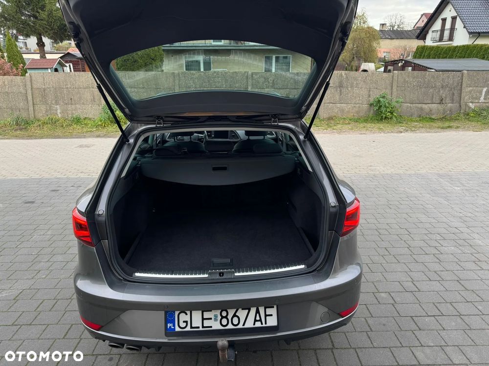 Seat Leon 2.0 TDI Xcellence S&S DSG - 10