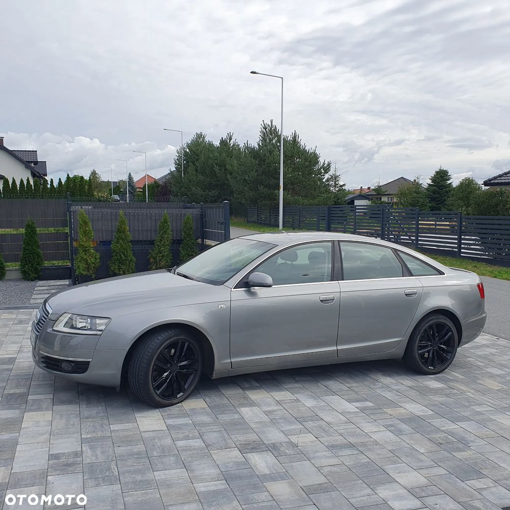 Audi A6 Limousine 2.4 - 5