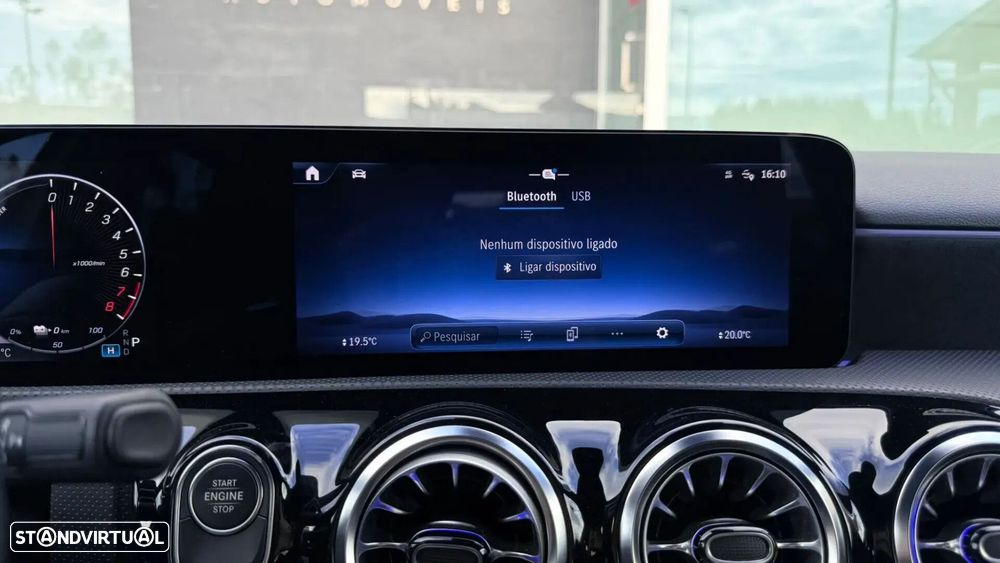 Mercedes-Benz A 250 e AMG Line - 17