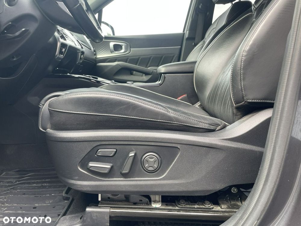 Kia Sorento 1.6 T-GDI HEV Prestige Line 4WD 7os - 23