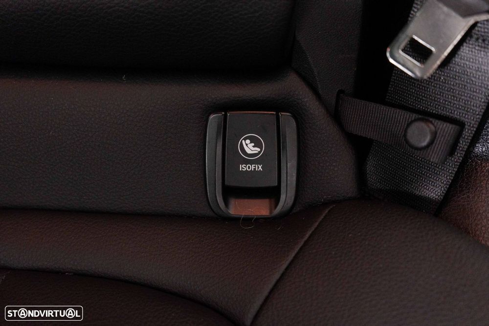 BMW 225xe Active Tourer Line Luxury - 12