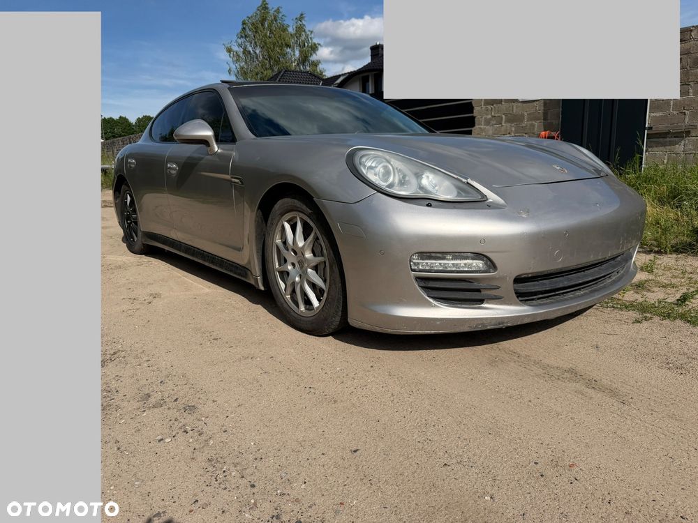 Porsche Panamera 4S - 6