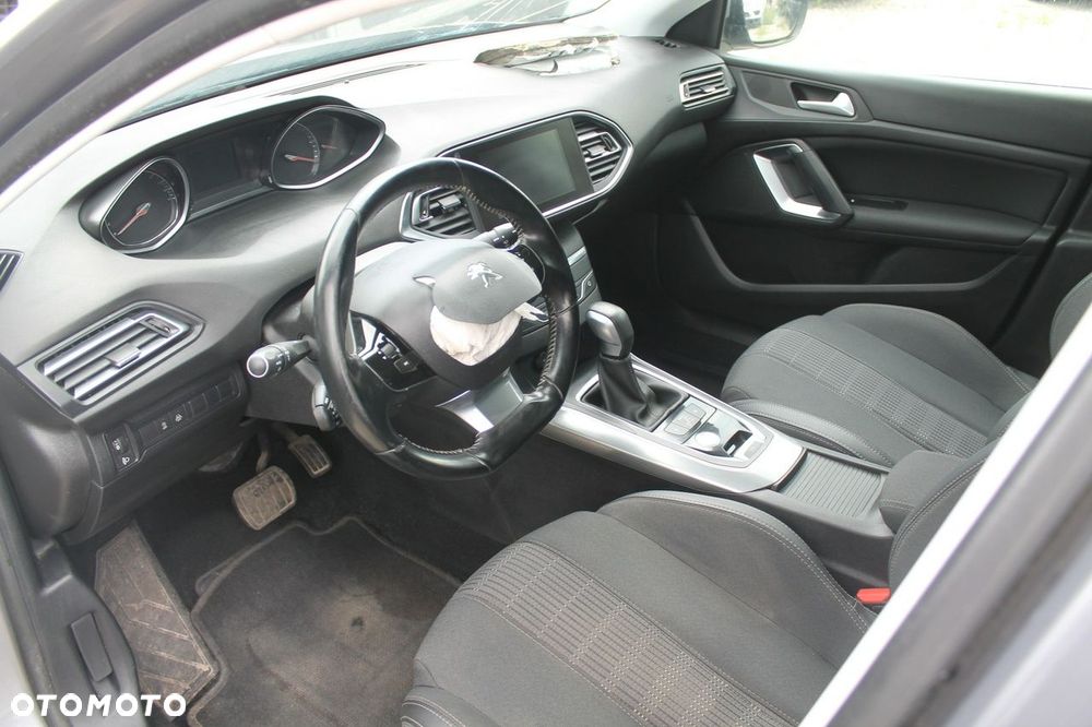Peugeot 308 - 9