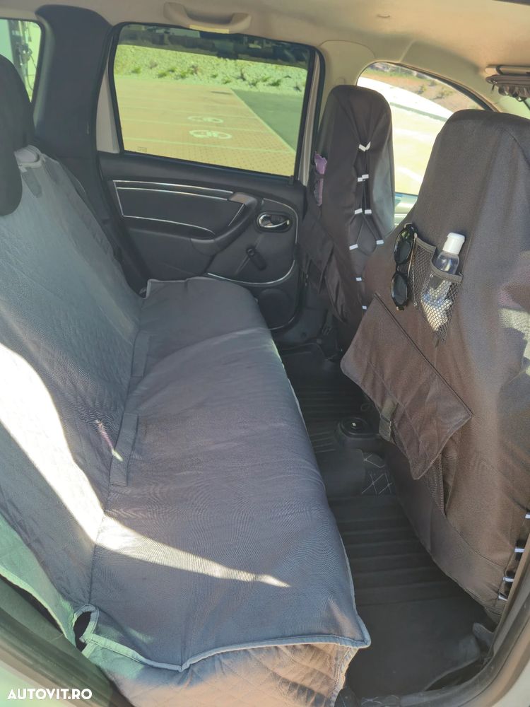 Dacia Duster 1.6 16V 4x2 Laureate - 5