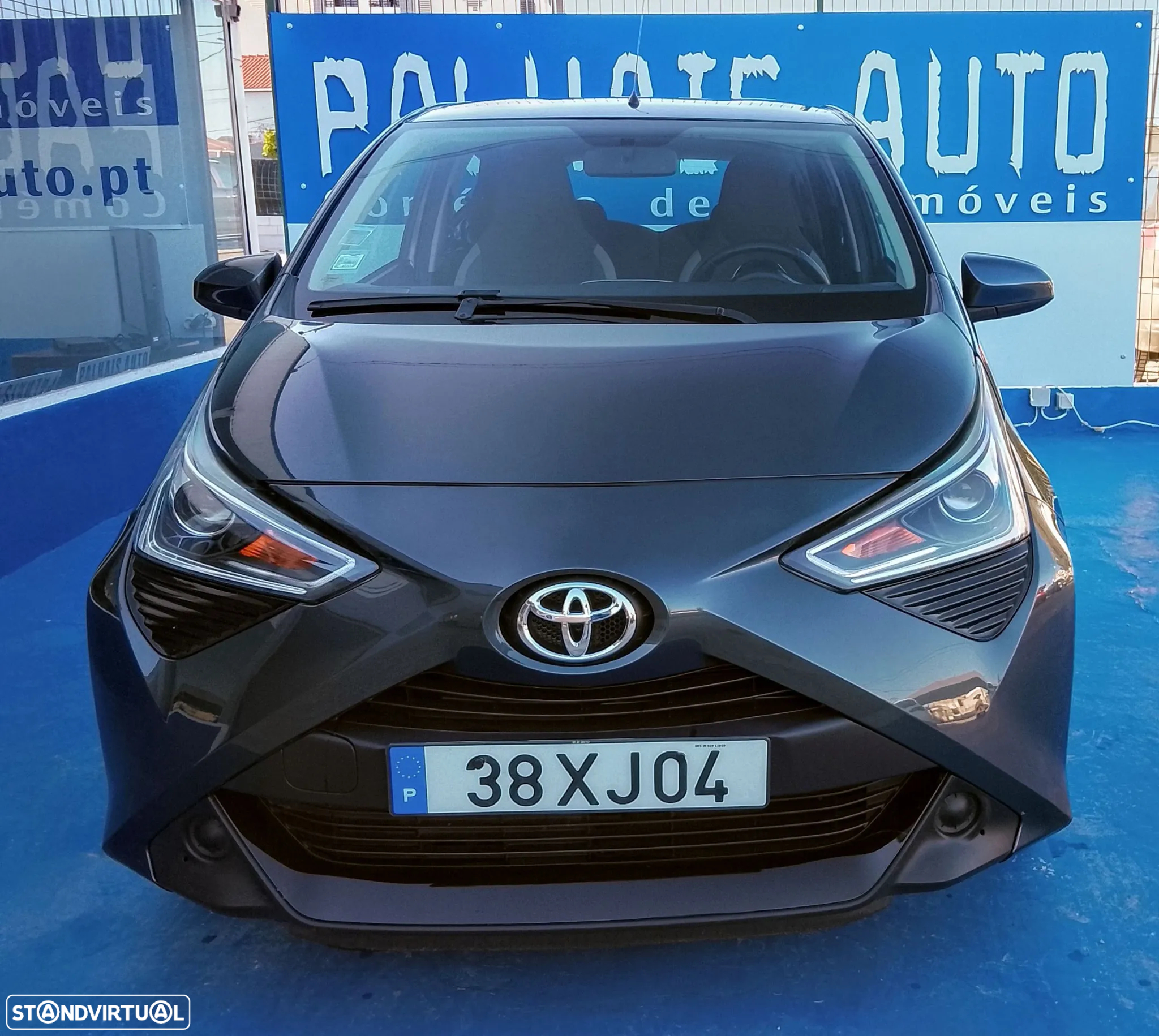 Toyota Aygo 1.0 X-Play+X-Touch - 2