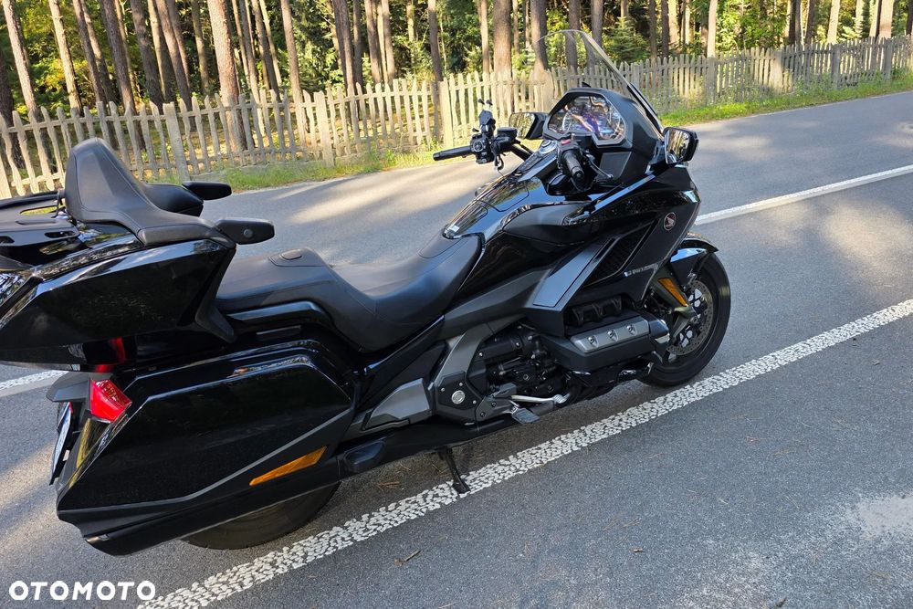 Honda GL - 10