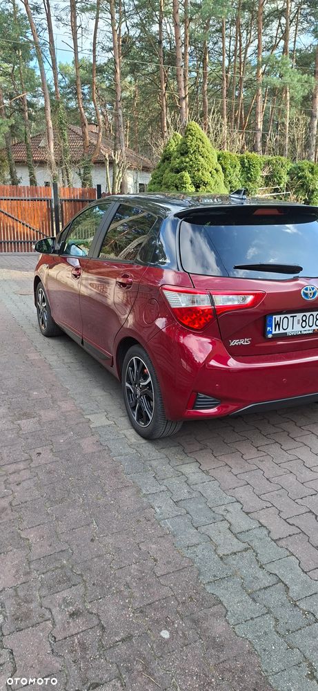 Toyota Yaris Hybrid 100 Selection Passion - 1