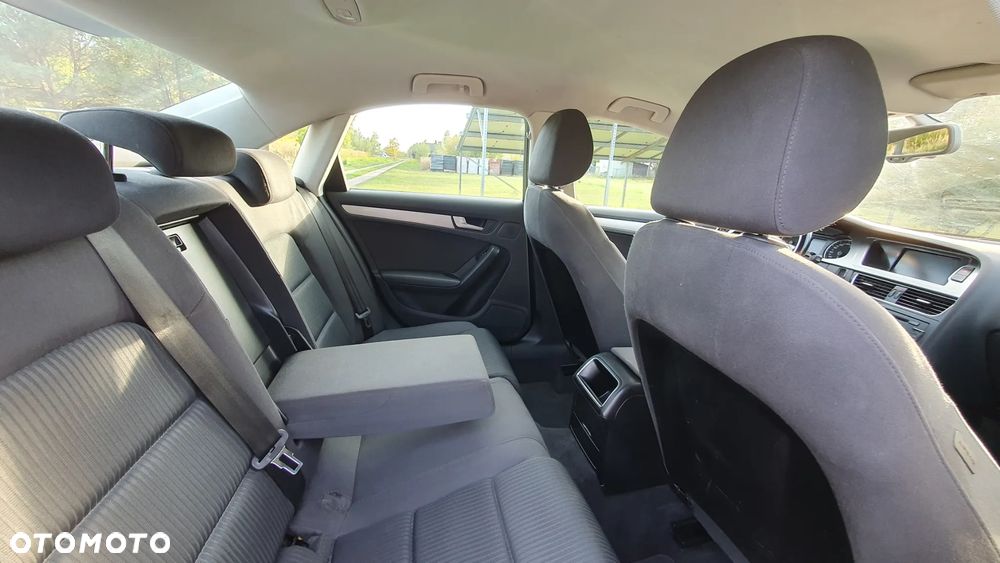 Audi A4 Limousine - 19