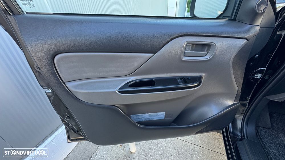 Mitsubishi L-200 Fiat Fullback 2.4 TD C/ 3 Lugares - 37