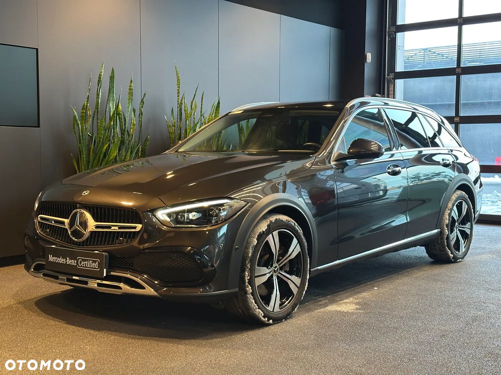 Mercedes-Benz Klasa C 200 4Matic All-Terrain 9G-TRONIC Avantgarde - 3