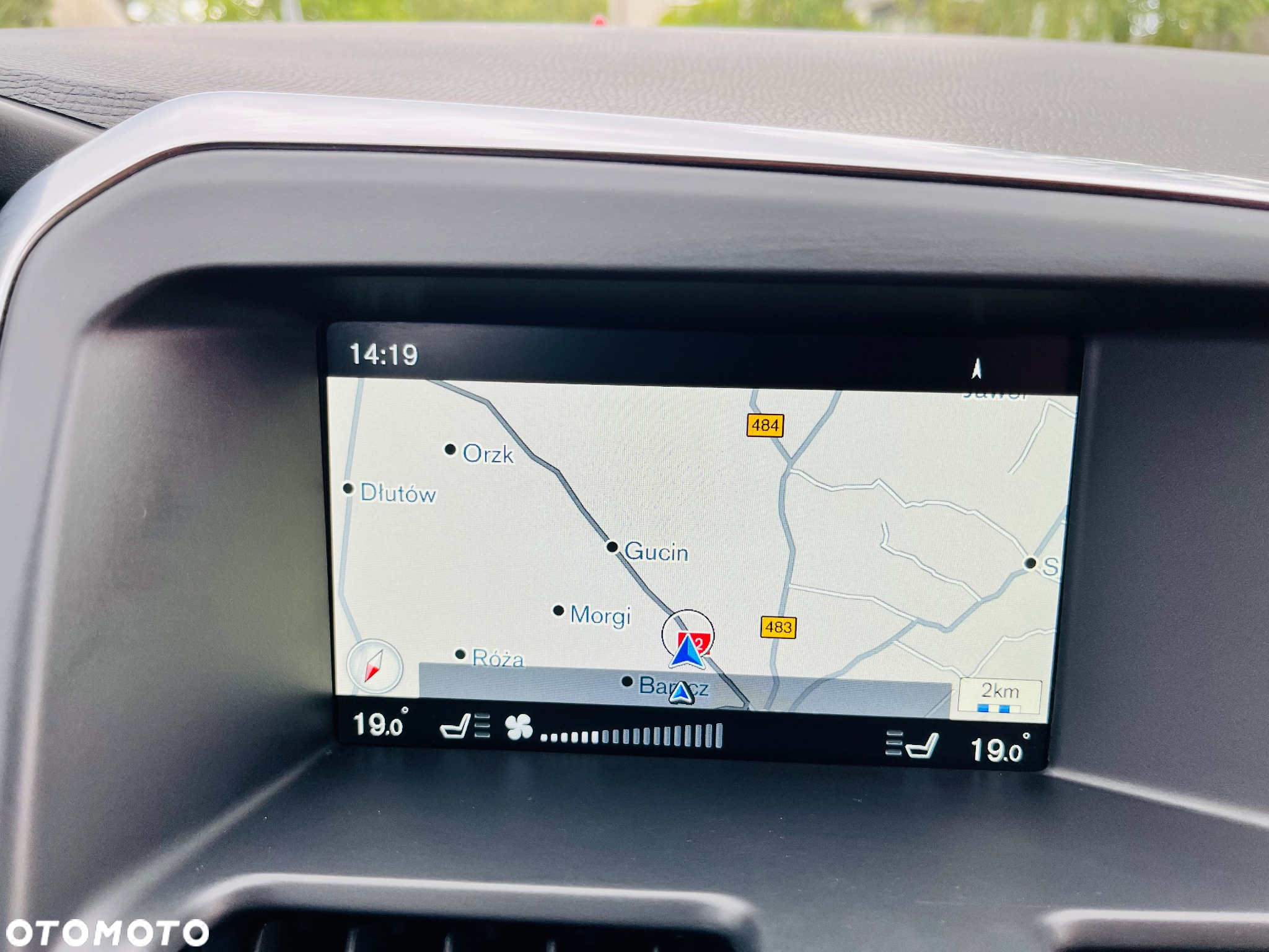 Volvo XC 60 D4 Momentum - 25