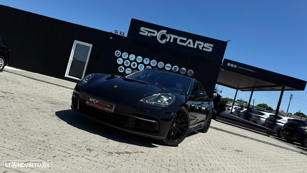 Porsche Panamera 4 E-Hybrid - 1