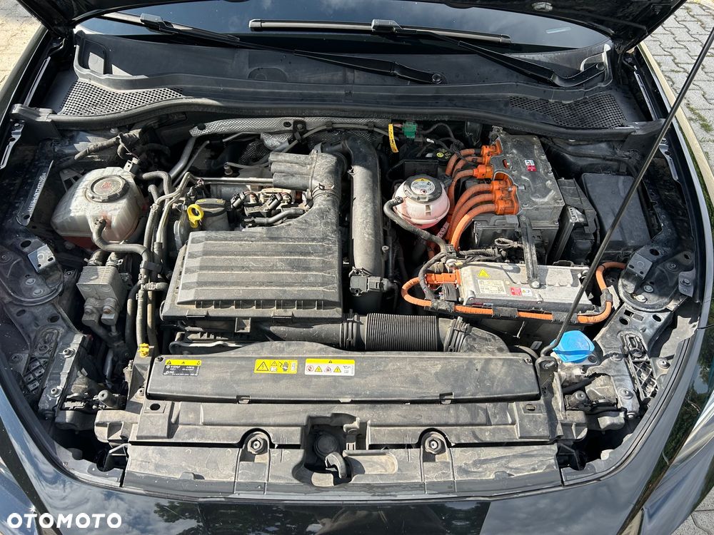 Cupra Leon Sportstourer 1.5 eTSI DSG - 32