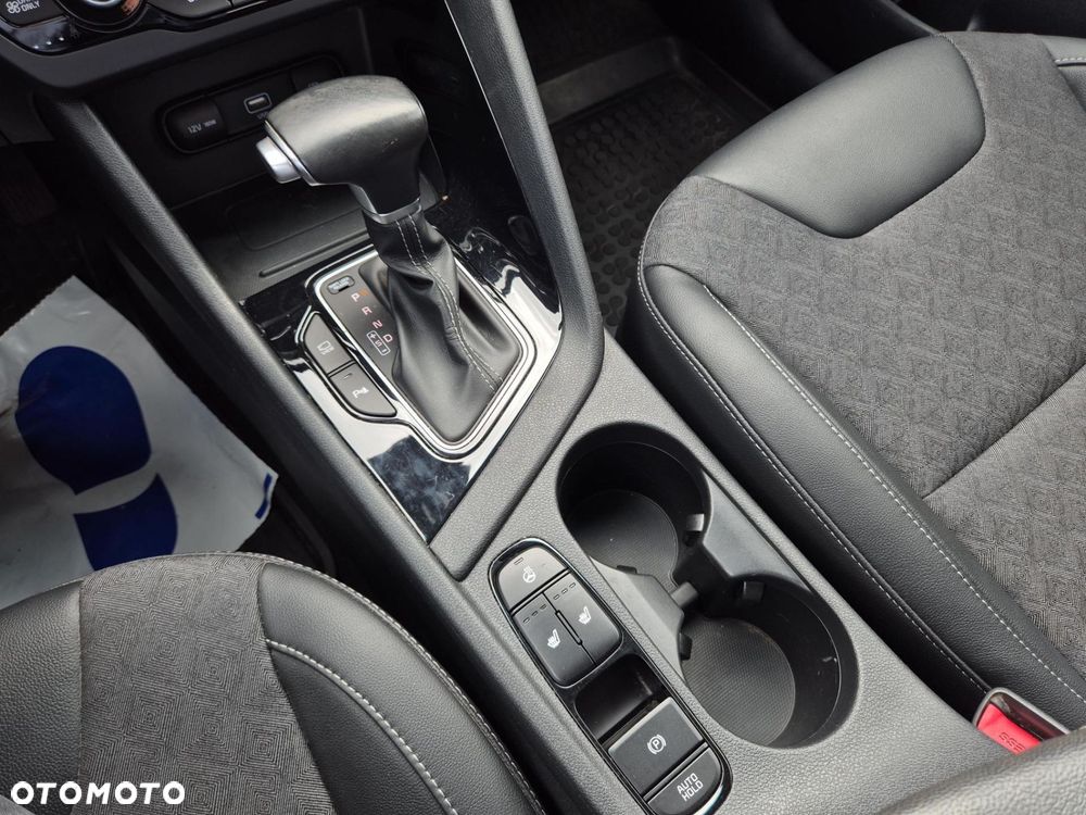 Kia Niro - 15
