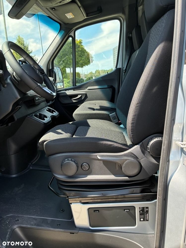 Mercedes-Benz SPRINTER 317 CDI FURGON PRO L2H2 - 15