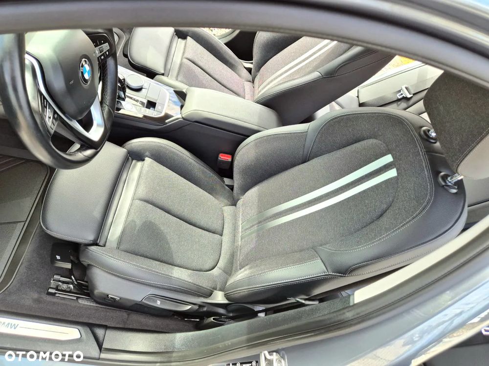 BMW Seria 1 120i Sport Line - 18