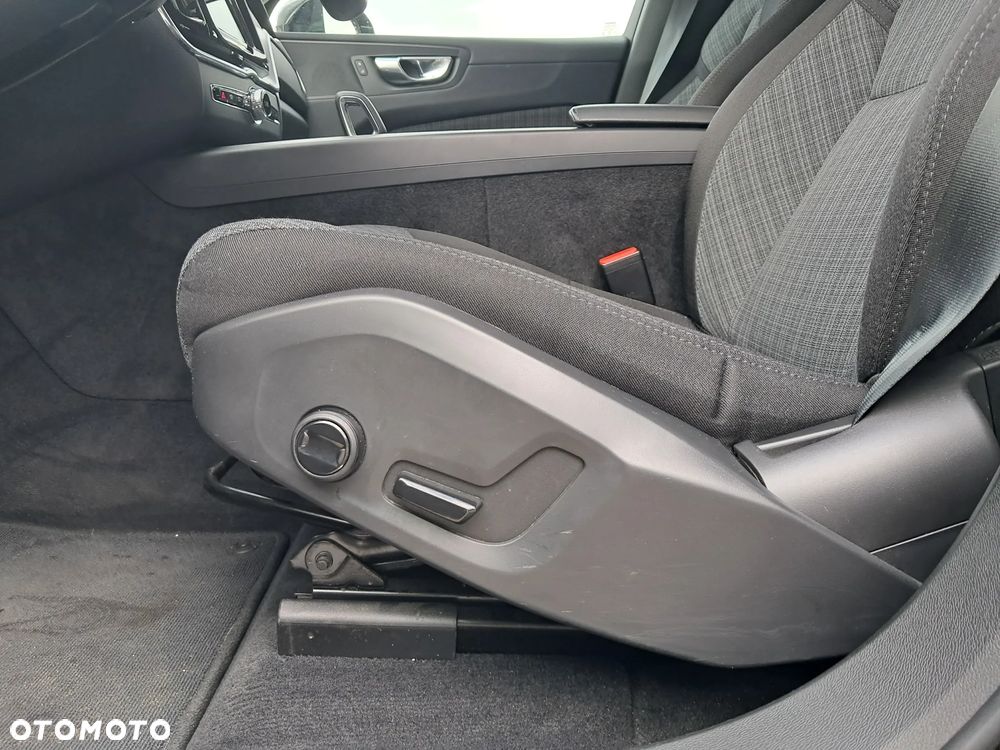 Volvo XC 60 B4 B Core - 29