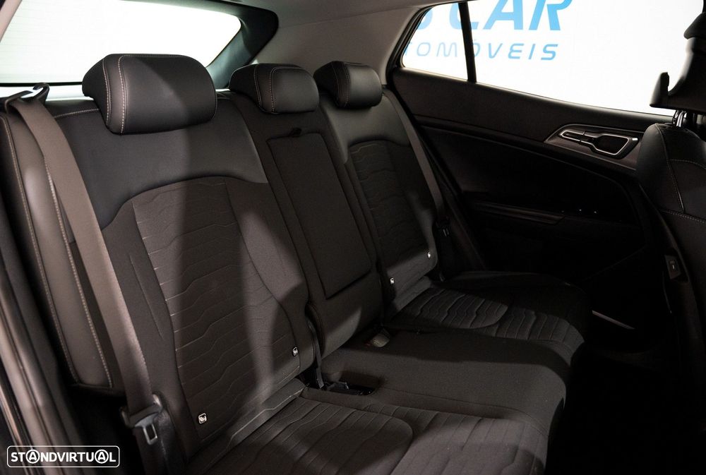 Kia Sportage 1.6 T-GDi PHEV Tech - 15