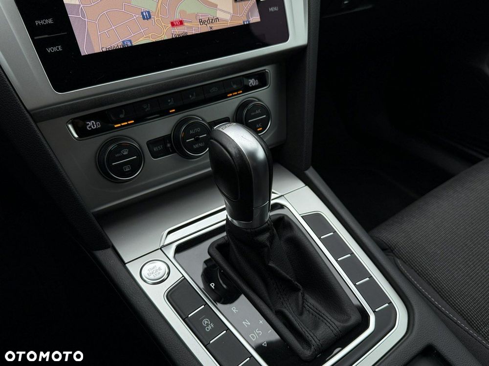 Volkswagen Passat 2.0 TDI BMT Highline DSG - 32