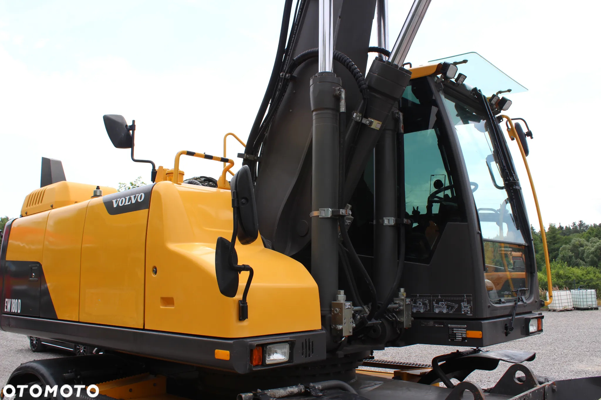 Volvo Ew140D Rototilt Szczypce Sprowadzona - 11