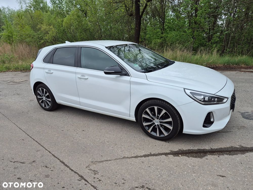 Hyundai i30 1.4 T-GDI Premiere Style - 10