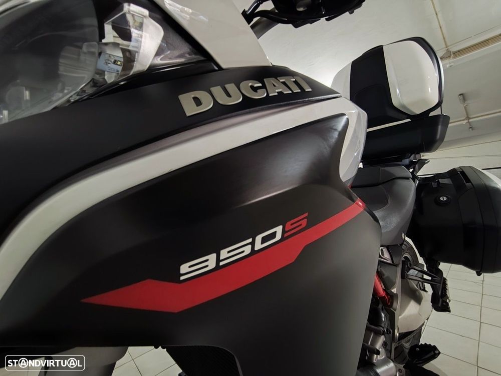 Ducati Multistrada 950 S  GP White - 30