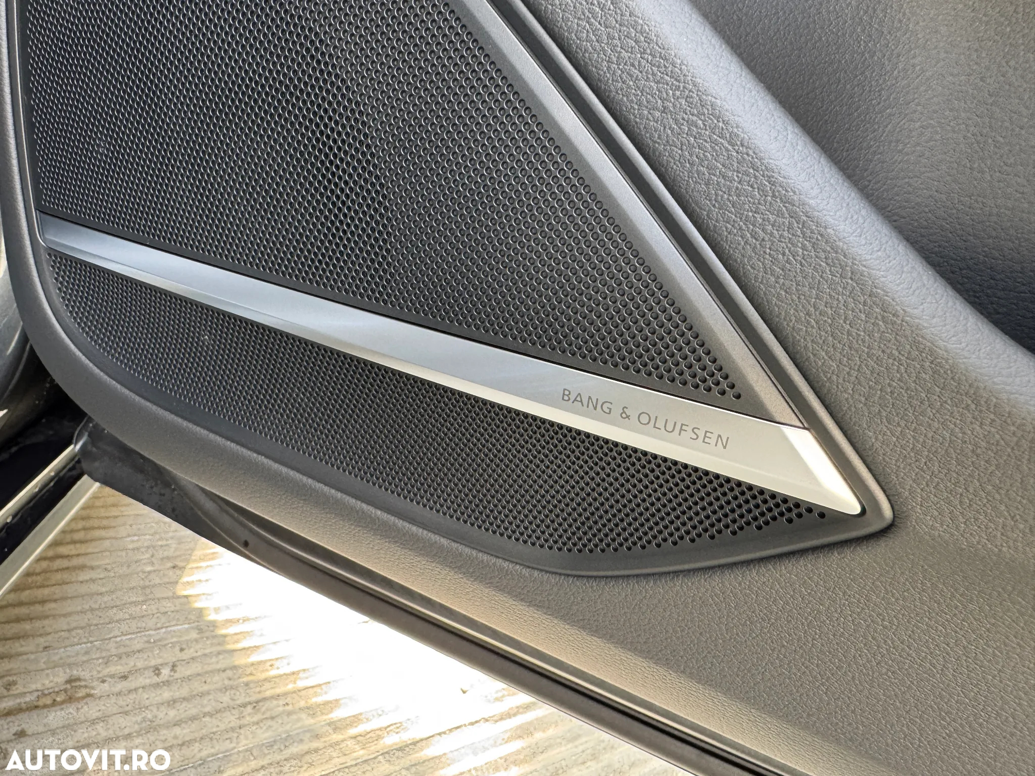 Audi A8 60 TFSI e quattro Tiptronic PHEV - 11