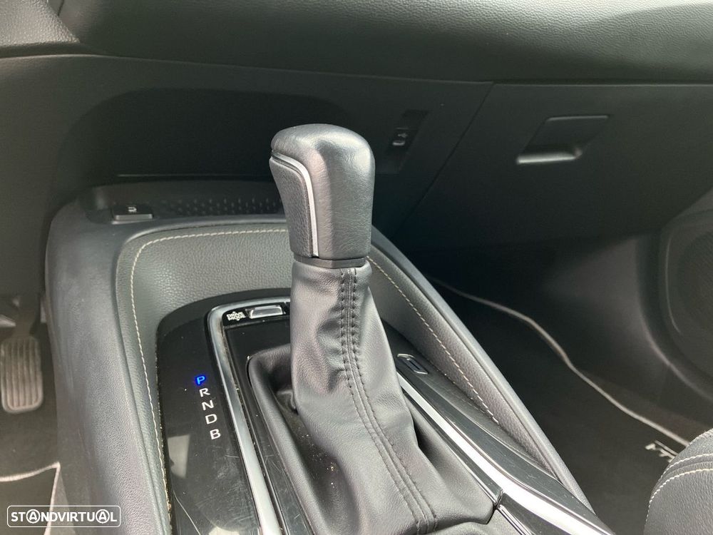 Toyota Corolla 1.8 Hybrid Comfort Plus - 16