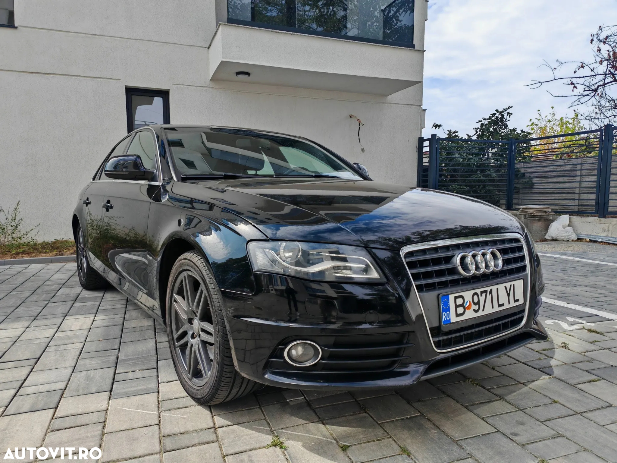 Audi A4 2.0 TDI B8 - 9