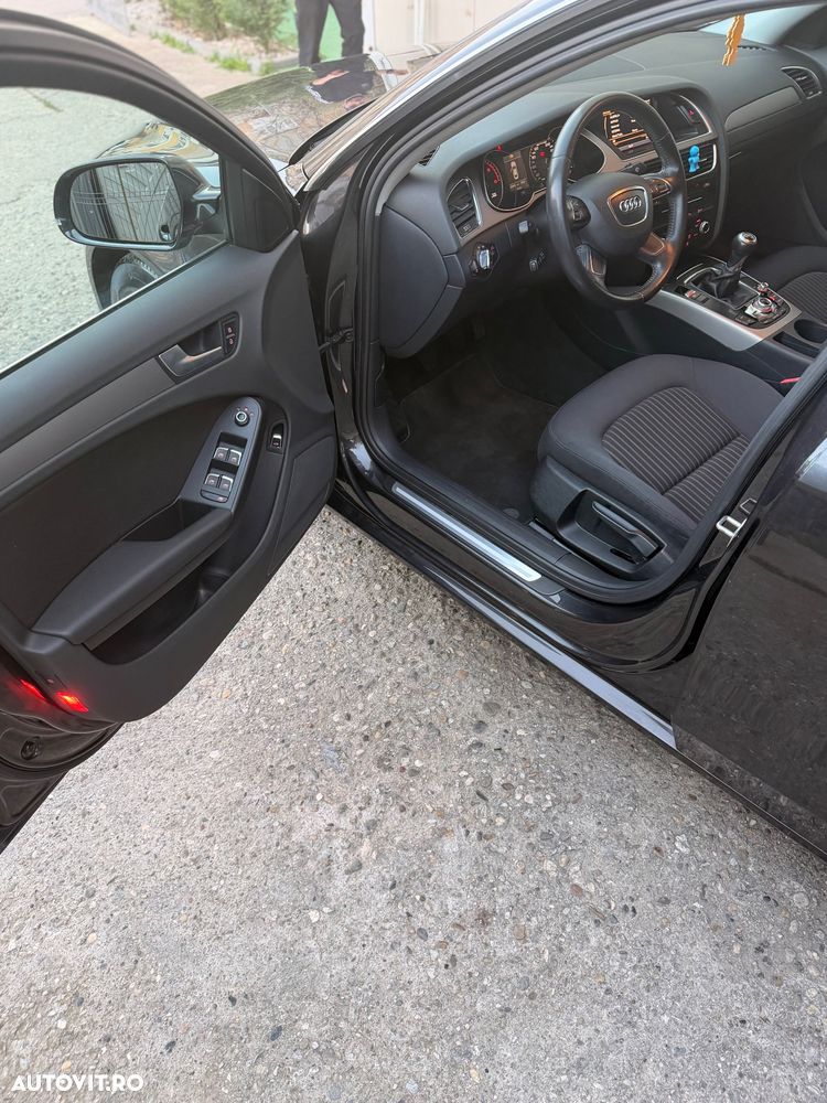 Audi A4 2.0 TDI B8 - 11