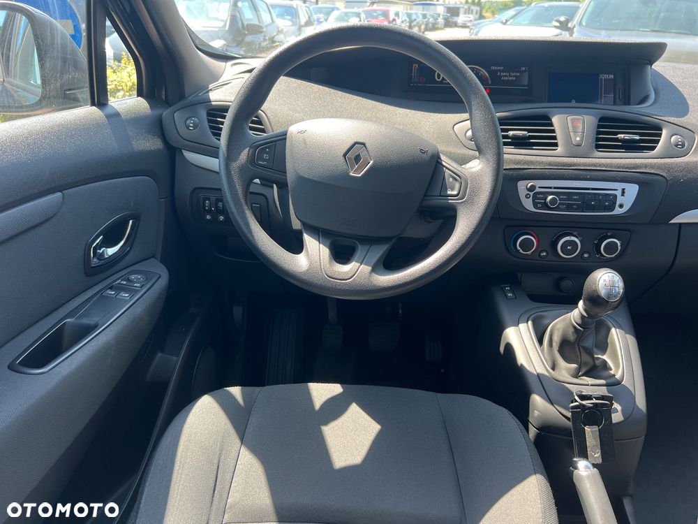 Renault Scenic 1.6 16V 110 TomTom Edition - 26