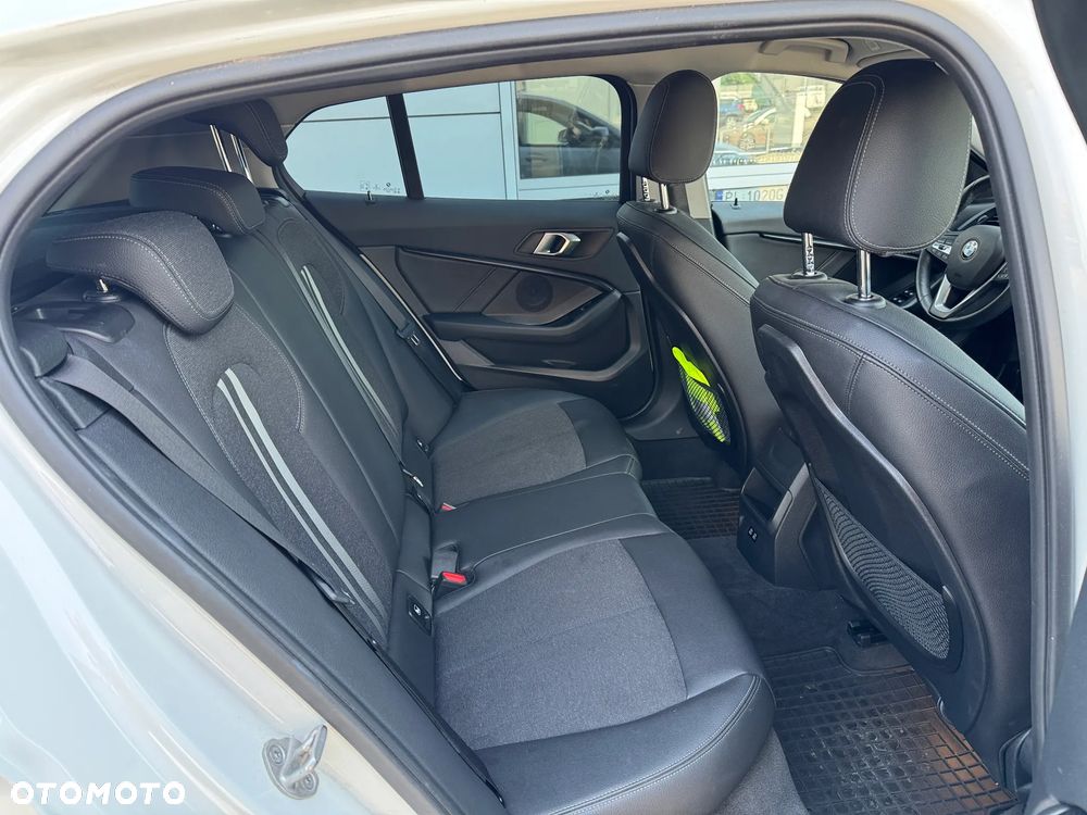 BMW Seria 1 116d Sport Line Shadow - 15