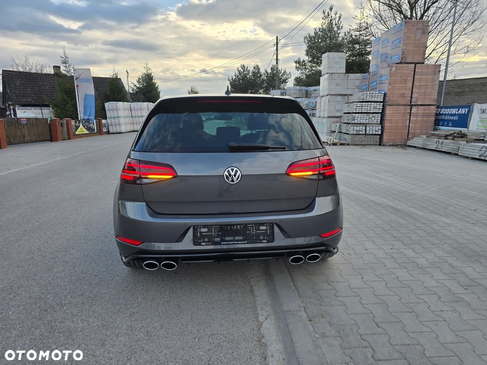 Volkswagen Golf R 4Motion (BlueMotion Technology) DSG - 38