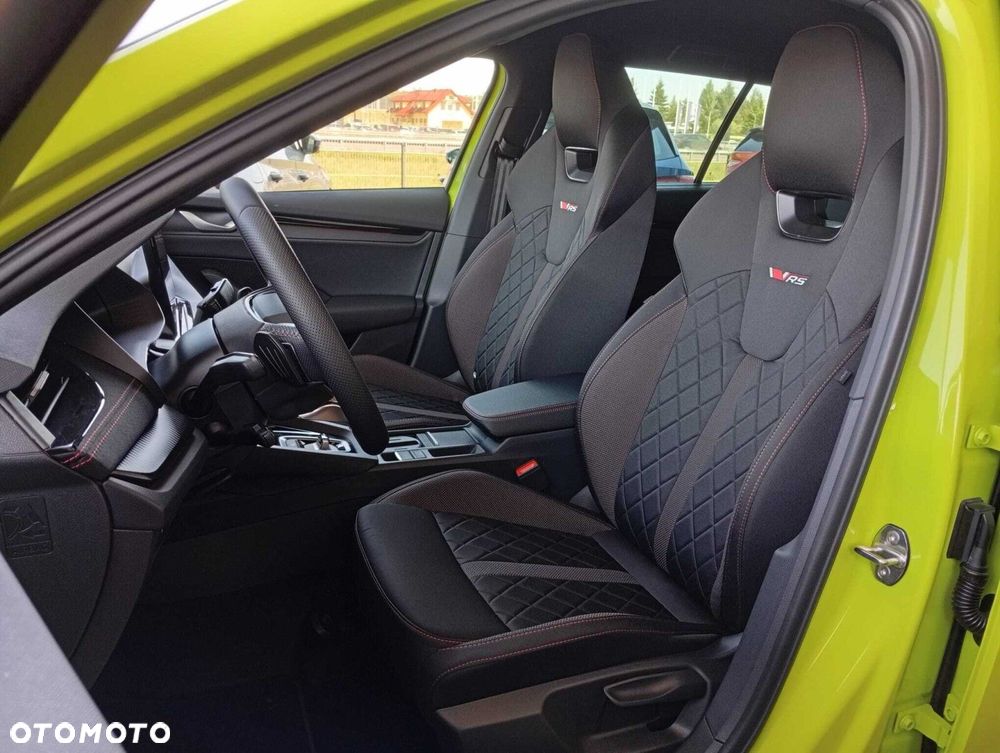 Skoda Octavia 2.0 TSI RS DSG - 11
