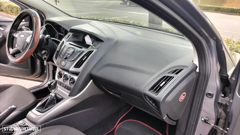 Ford Focus SW - 5